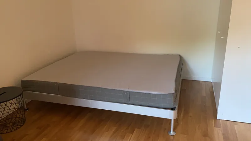 Neu Wohnung mit Einbauküche — photo 1